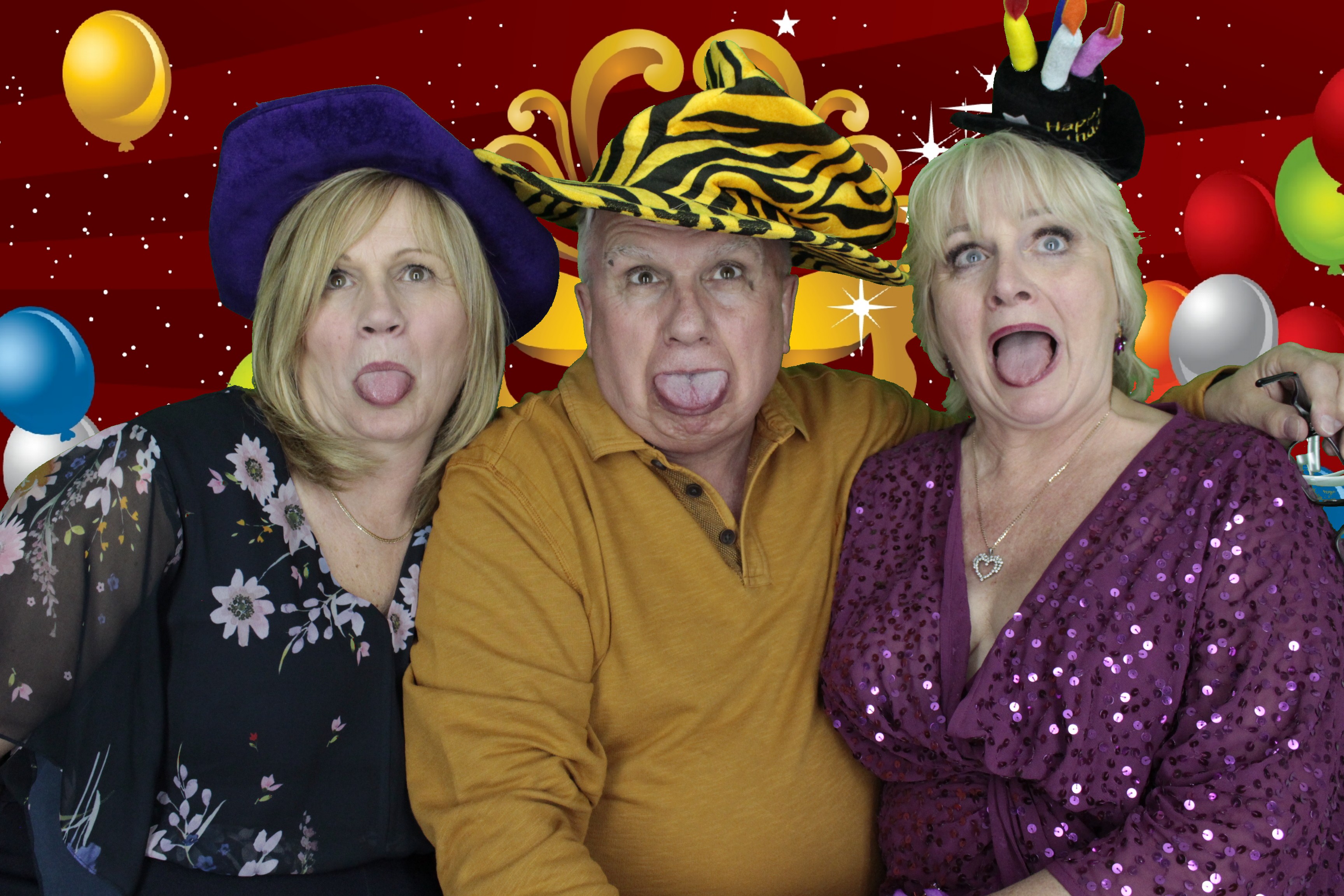 Steve's 65th & Susan 60th Birthday | View more photos from the event at gallery.myphotoboothexperience.co.uk/u/MyPhotoBoothExperienceLtd/Steves-65th-Susan-60th-Birthday
